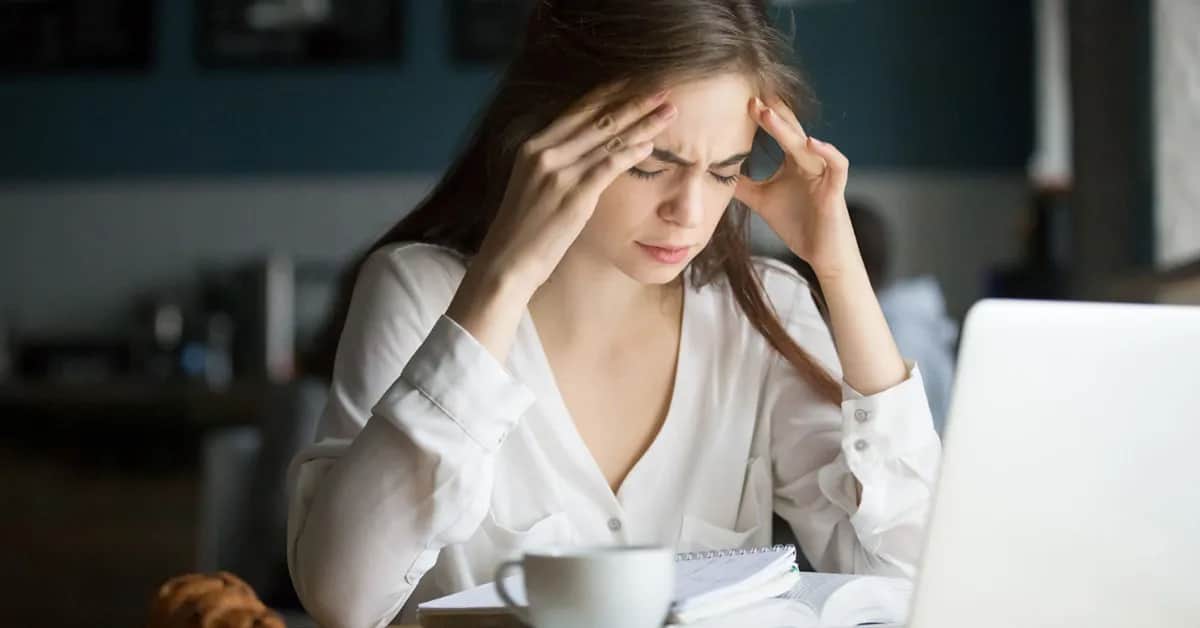 Nerwica natręctw na tle religijnym objawy: jak rozpoznać i zrozumieć